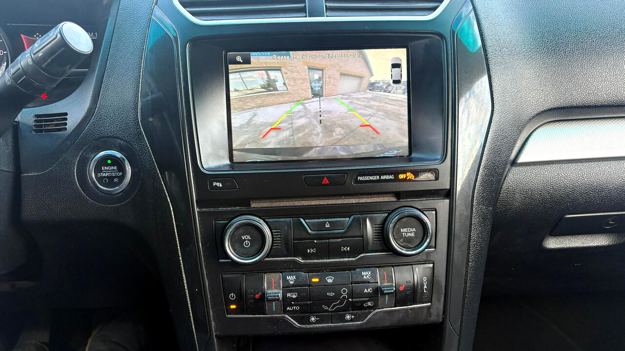 Ford Explorer XLT FWD 2016