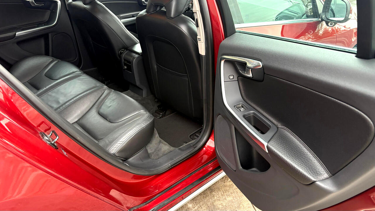 Volvo S60 T6 AWD 2011