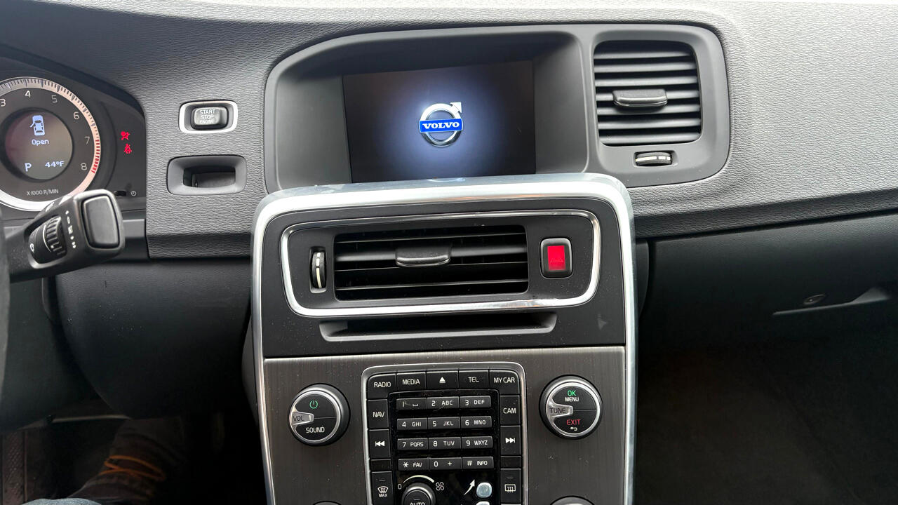 Volvo S60 T6 AWD 2011