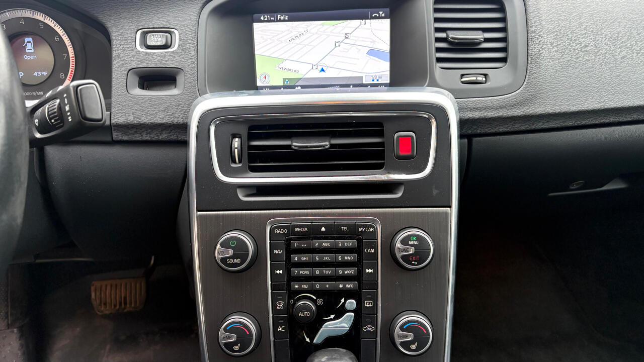 Volvo S60 T6 AWD 2011