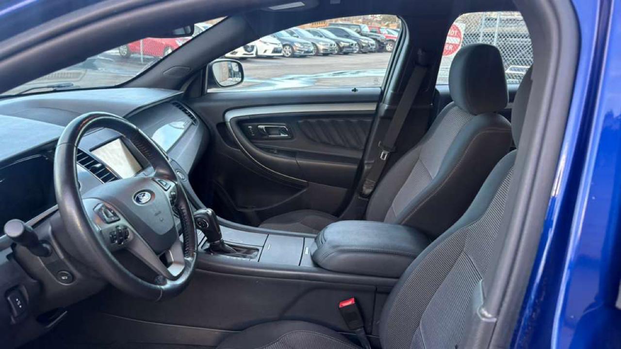 Ford Taurus SEL FWD 2014