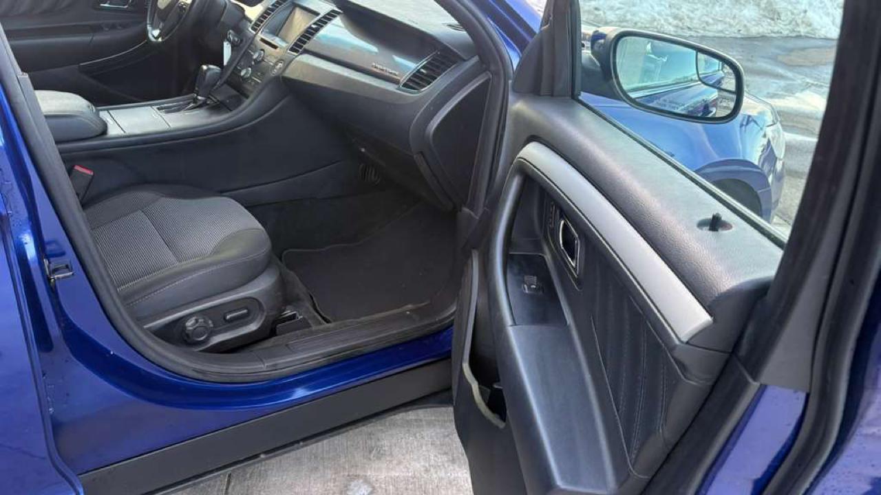 Ford Taurus SEL FWD 2014