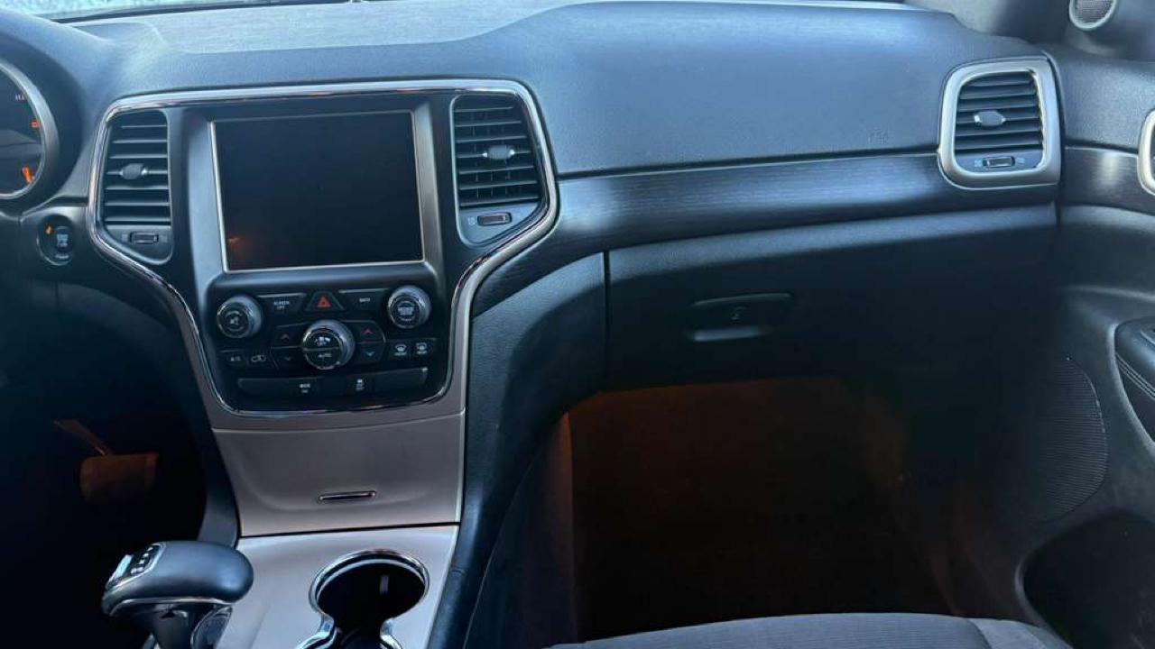 Jeep Grand Cherokee Laredo 4WD 2014