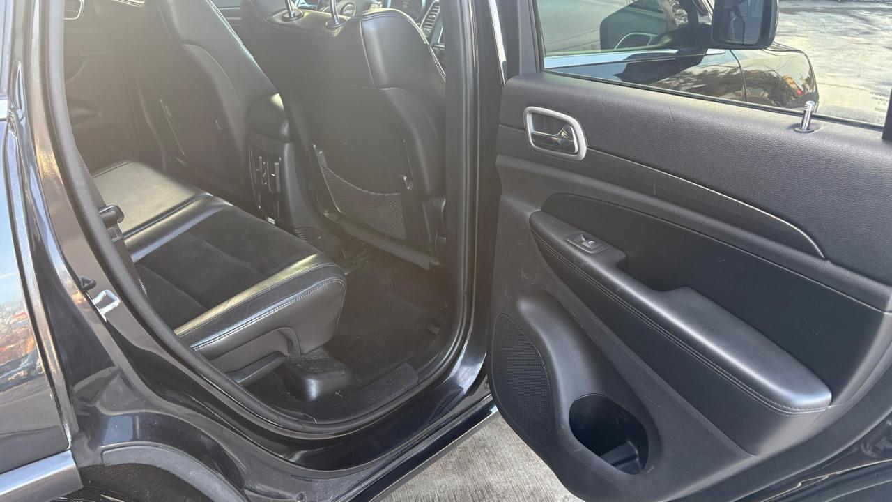 Jeep Grand Cherokee Laredo 2WD 2015