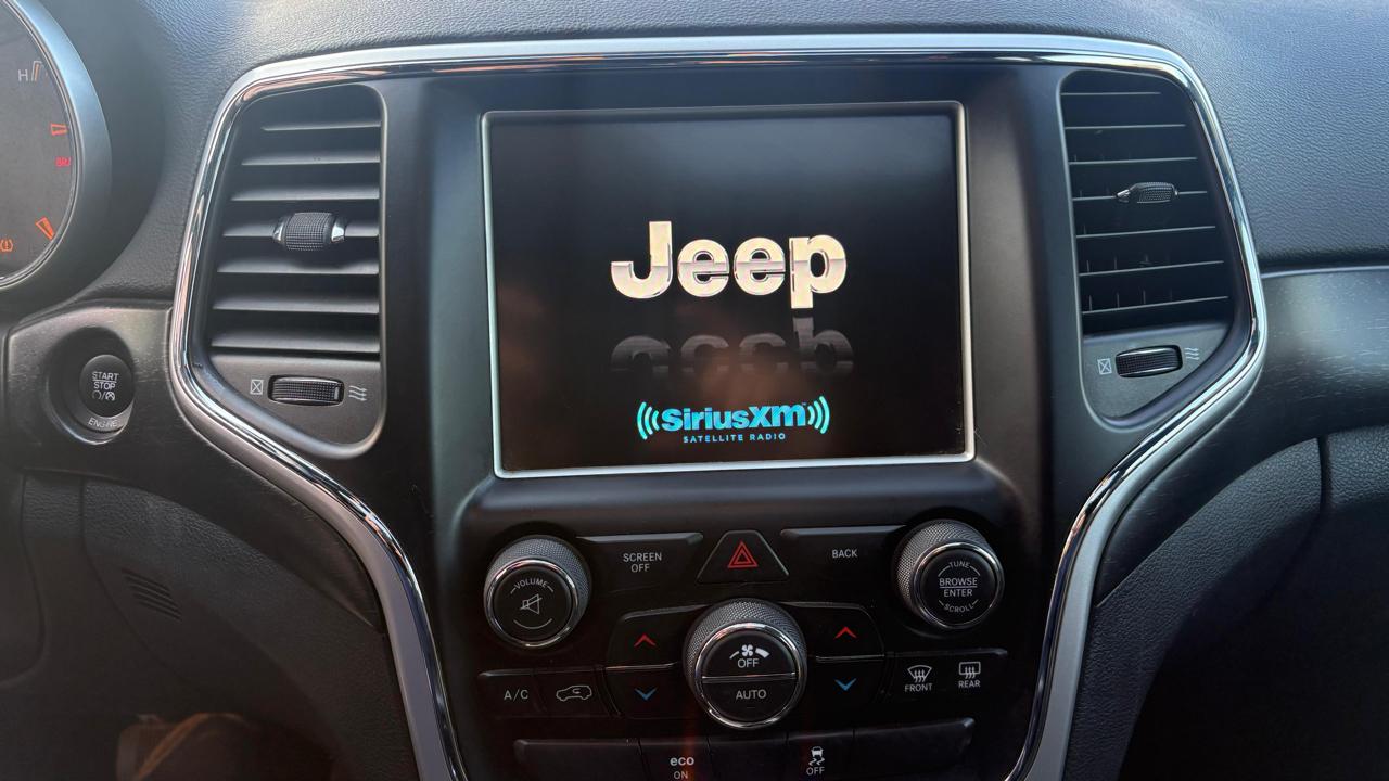 Jeep Grand Cherokee Laredo 2WD 2015