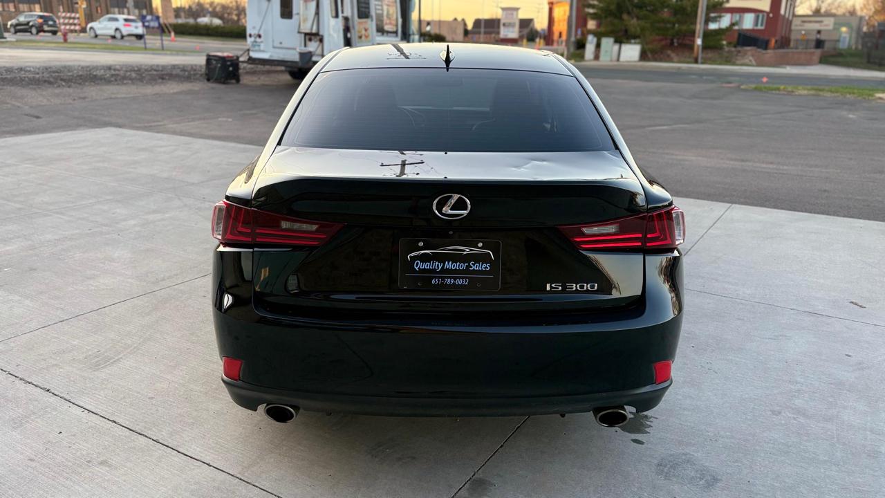 Lexus IS 300 AWD 2016