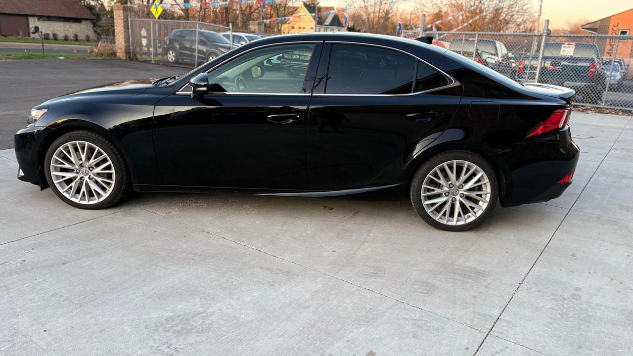 Lexus IS 300 AWD 2016