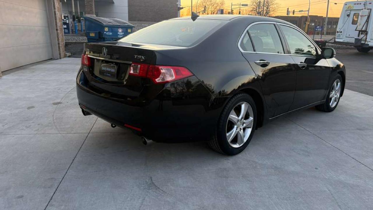 Acura TSX 5-Speed AT with Tech Package 2013