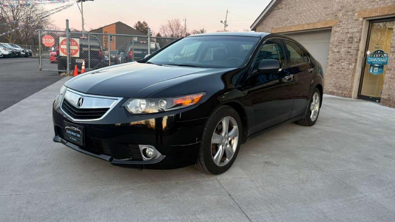 Acura TSX 5-Speed AT with Tech Package 2013