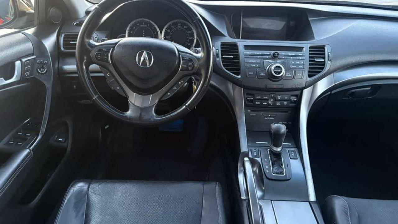 Acura TSX 5-Speed AT with Tech Package 2013