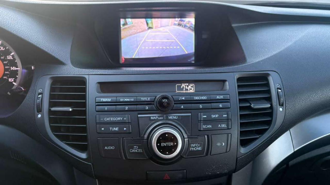 Acura TSX 5-Speed AT with Tech Package 2013