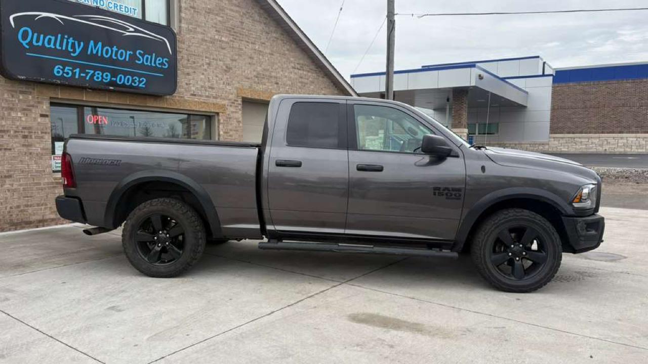 RAM 1500 SLT Quad Cab 4WD 2020