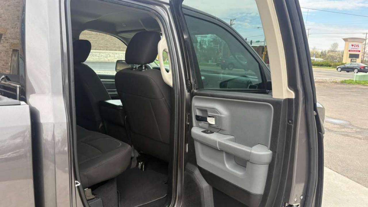 RAM 1500 SLT Quad Cab 4WD 2020