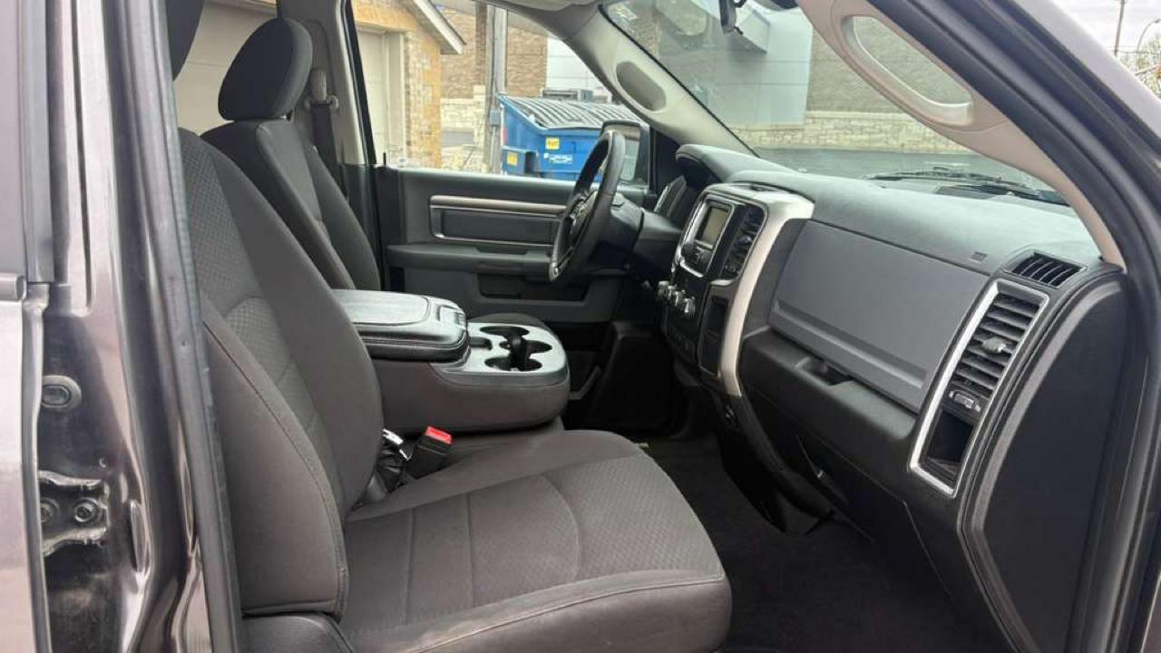 RAM 1500 SLT Quad Cab 4WD 2020