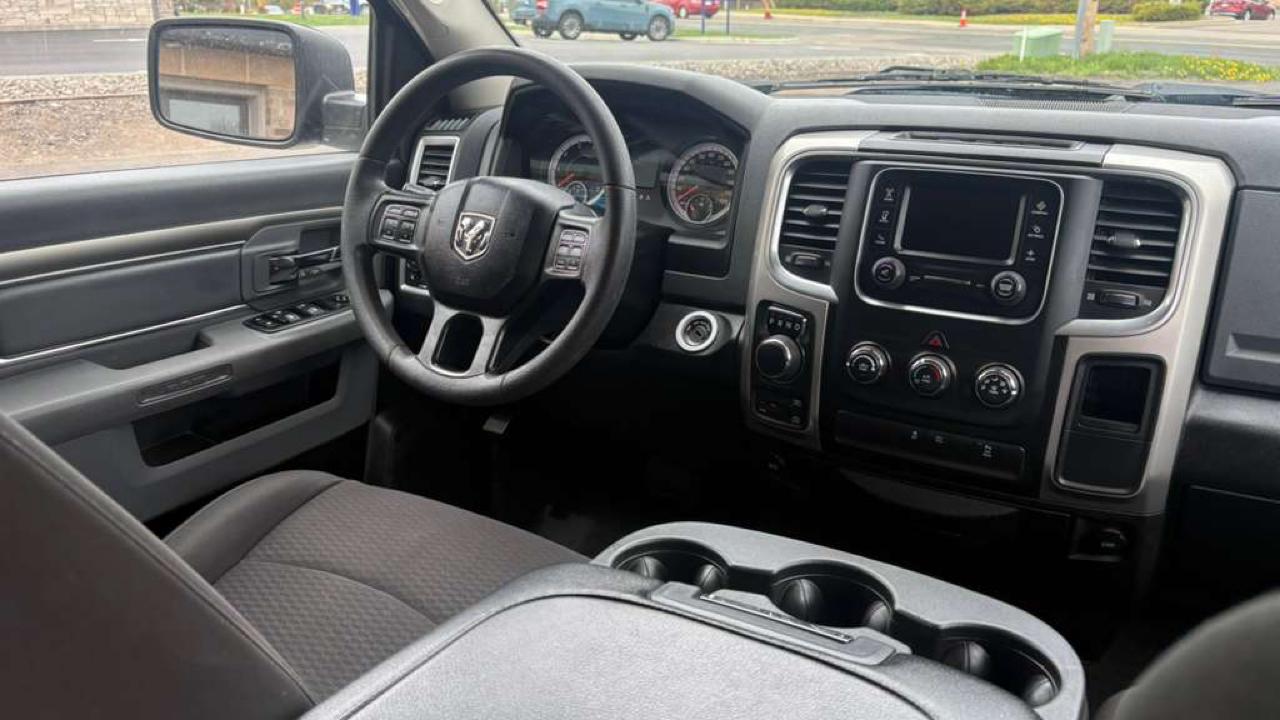 RAM 1500 SLT Quad Cab 4WD 2020