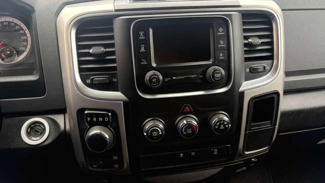 RAM 1500 SLT Quad Cab 4WD 2020