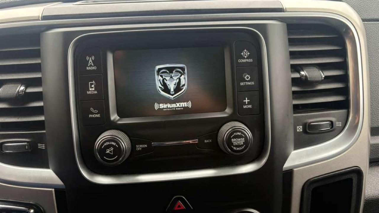 RAM 1500 SLT Quad Cab 4WD 2020