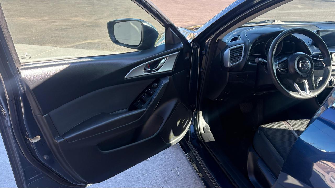 Mazda MAZDA3 i Sport AT 4-Door 2018