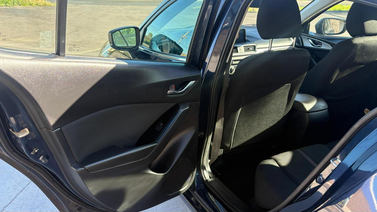 Mazda MAZDA3 i Sport AT 4-Door 2018