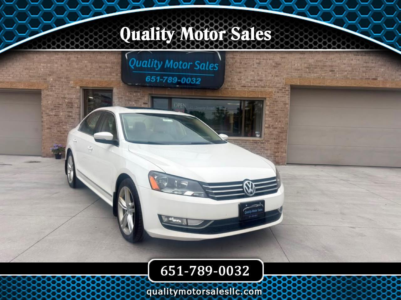 2015 Volkswagen Passat 1.8T SE w/Sunroof & Nav Auto PZEV's photo
