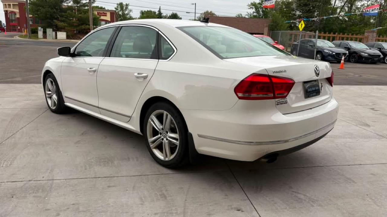 Volkswagen Passat 1.8T SE Auto 2015