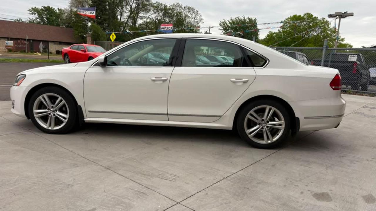 Volkswagen Passat 1.8T SE Auto 2015