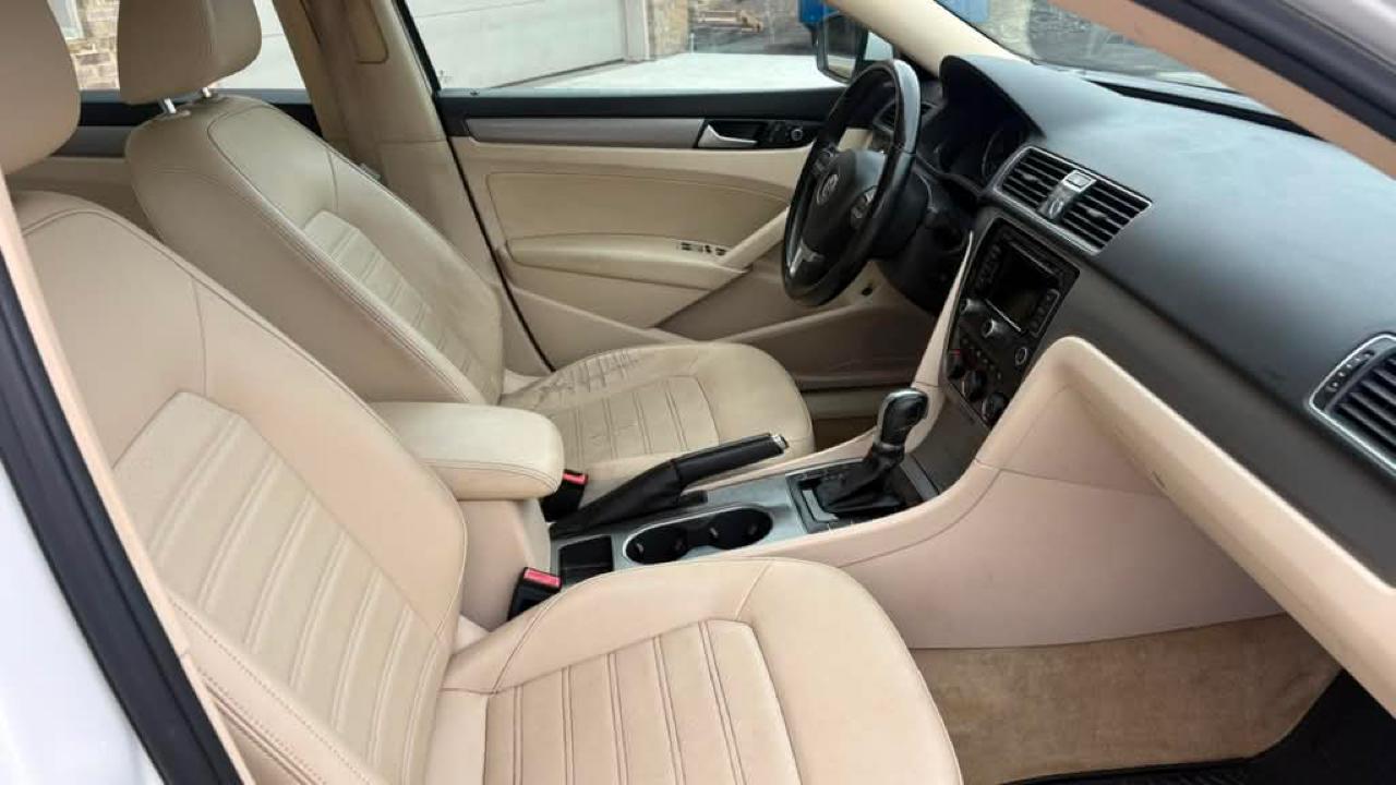 Volkswagen Passat 1.8T SE Auto 2015