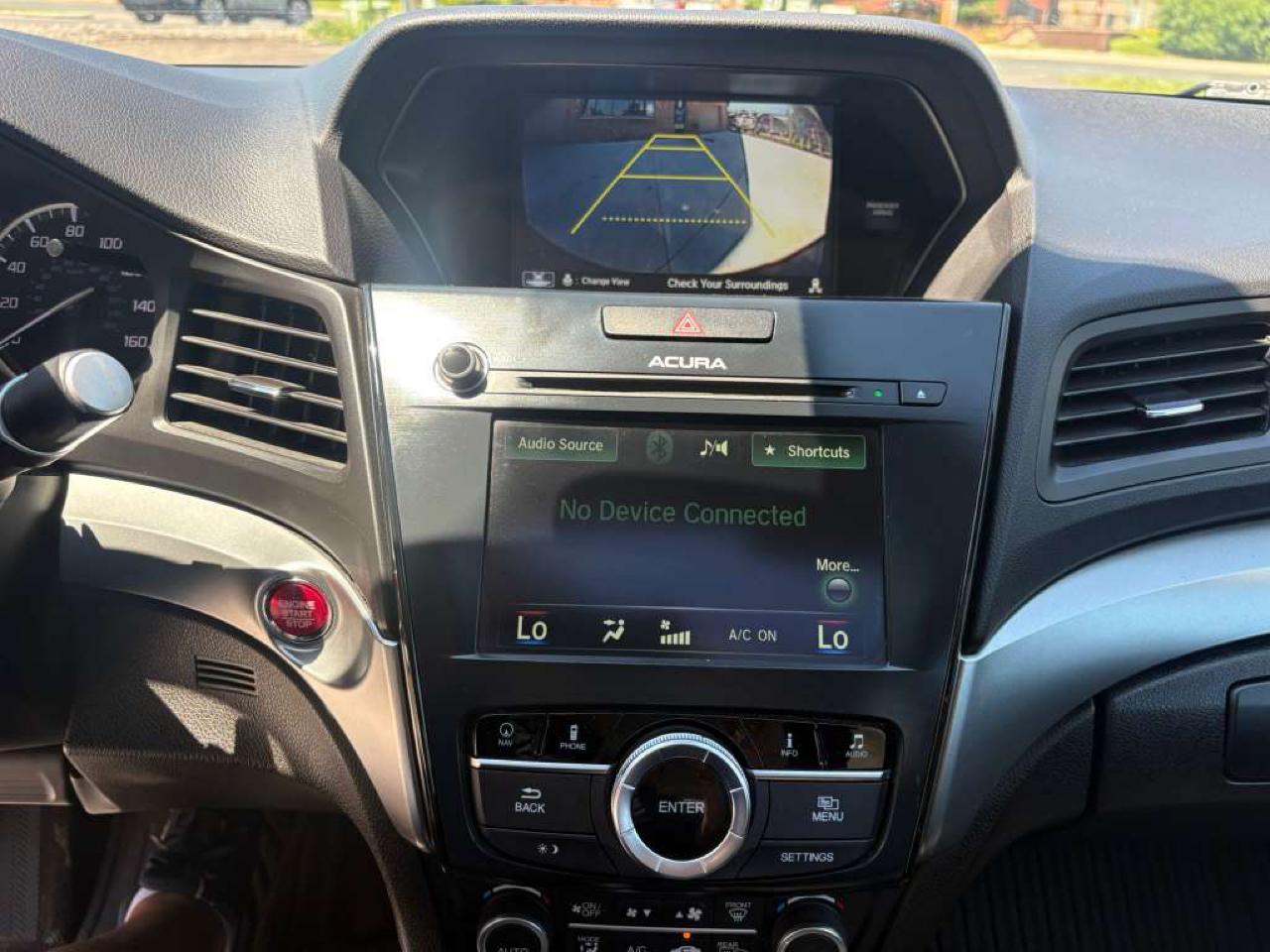 Acura ILX 4dr Sdn 2.0L Tech Pkg 2017