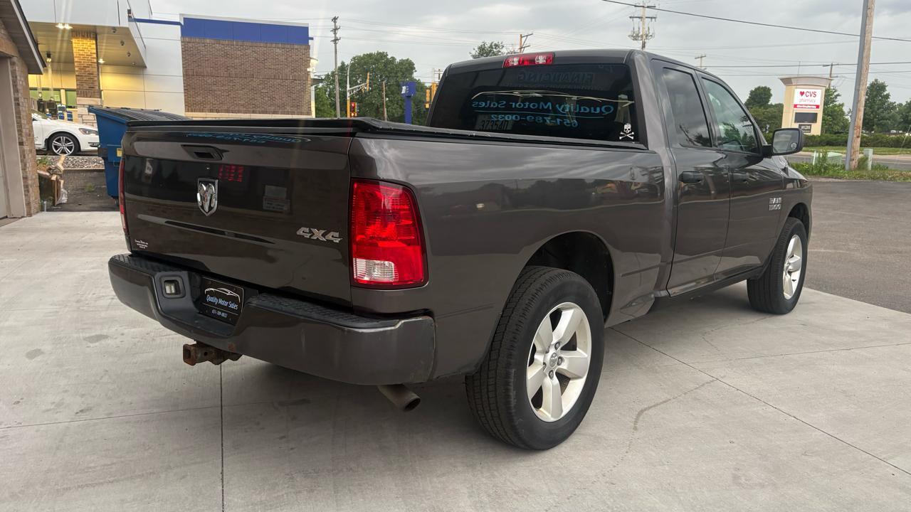 RAM 1500 Tradesman Quad Cab 4WD 2015