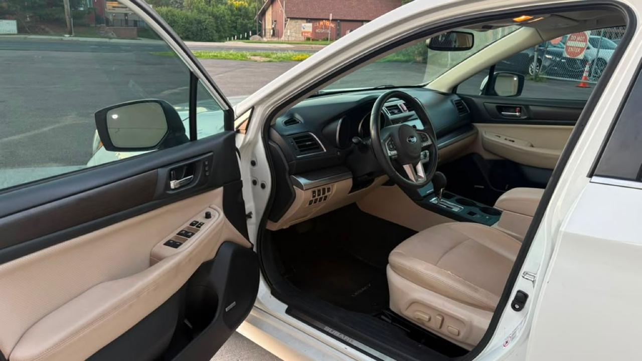 Subaru Legacy 2.5i Limited 2016