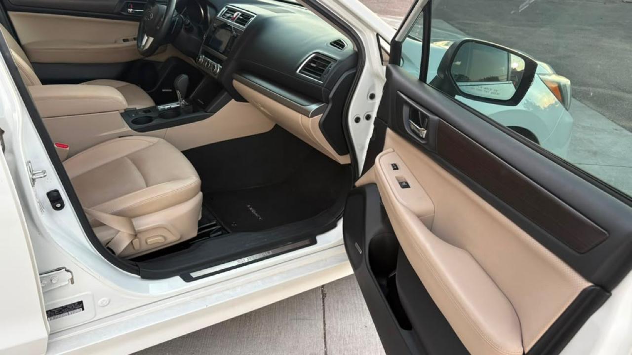 Subaru Legacy 2.5i Limited 2016