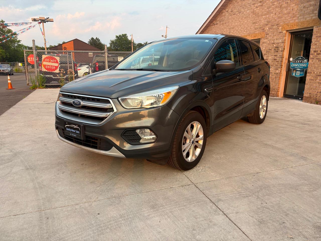 Ford Escape SE FWD 2017