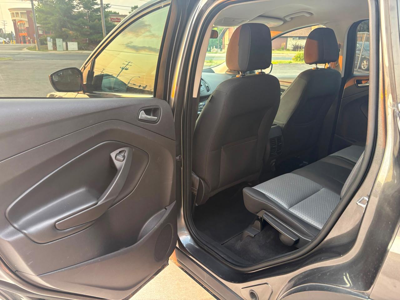 Ford Escape SE FWD 2017