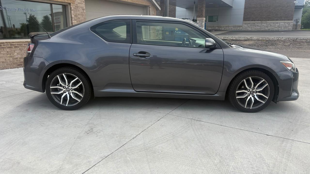 Scion tC Sports Coupe 6-Spd AT 2015