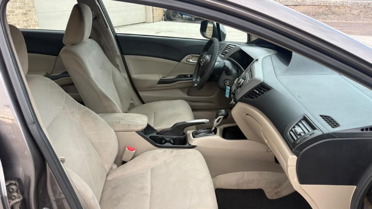 Honda Civic LX 2012