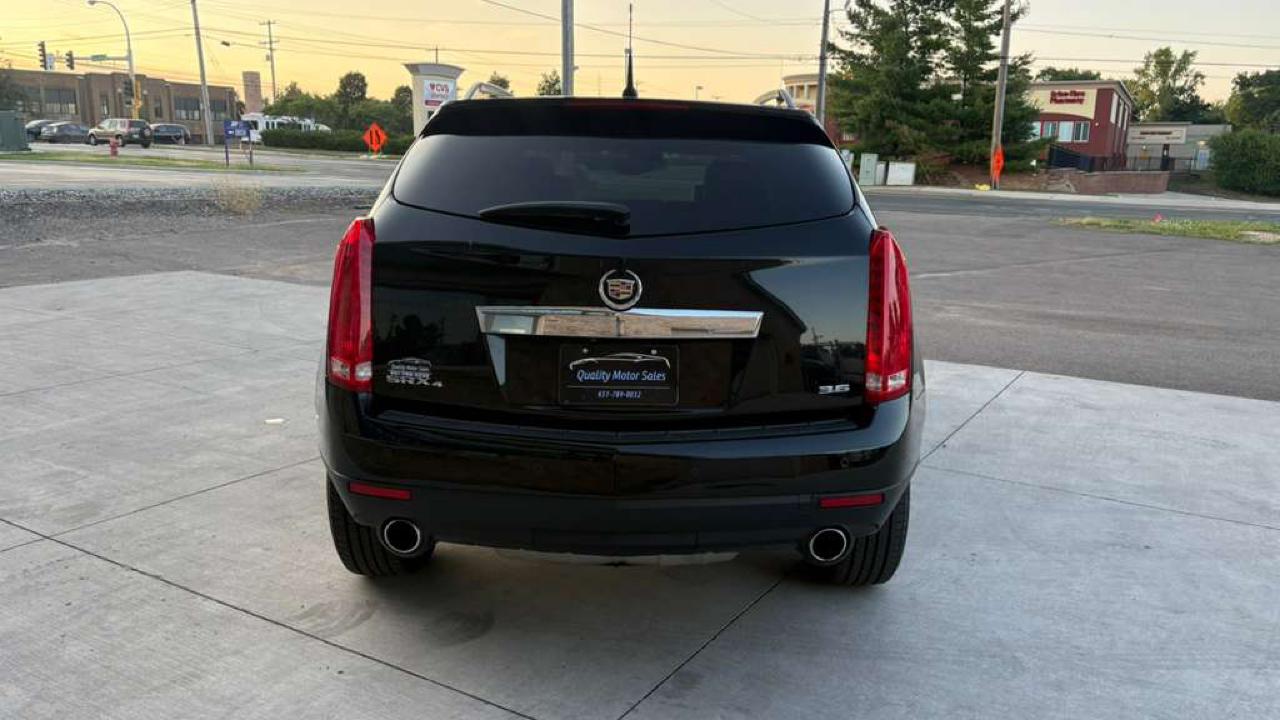 Cadillac SRX AWD Performance Collection 2013