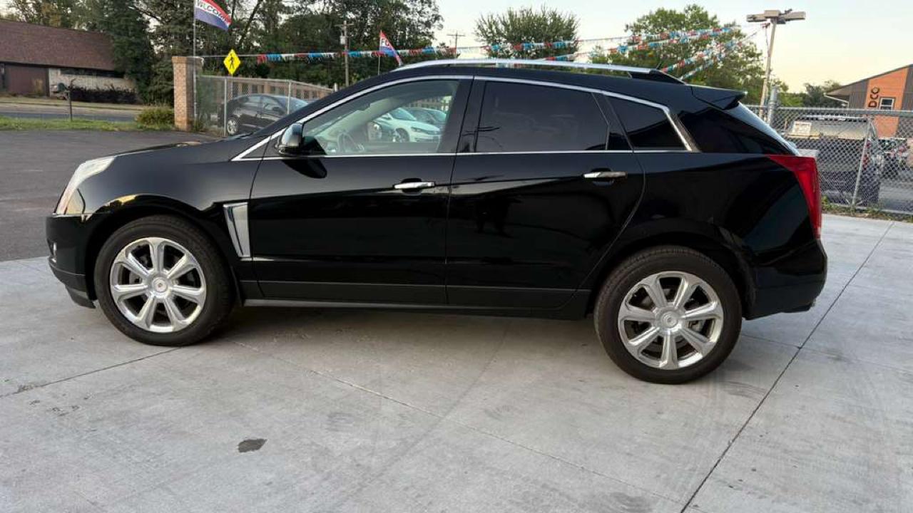 Cadillac SRX AWD Performance Collection 2013