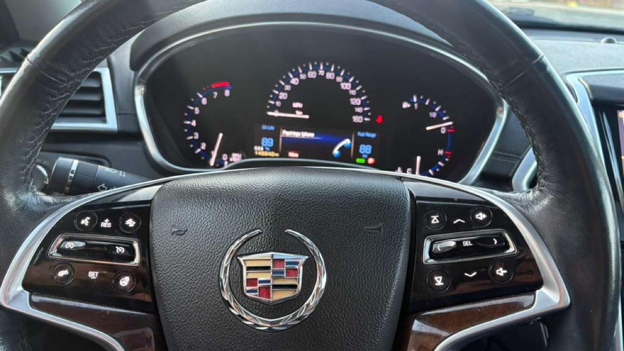 Cadillac SRX AWD Performance Collection 2013