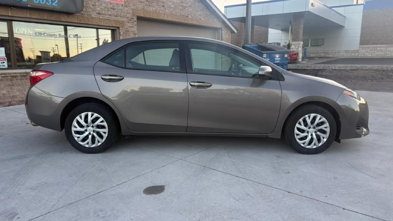 Toyota Corolla LE CVT 2017