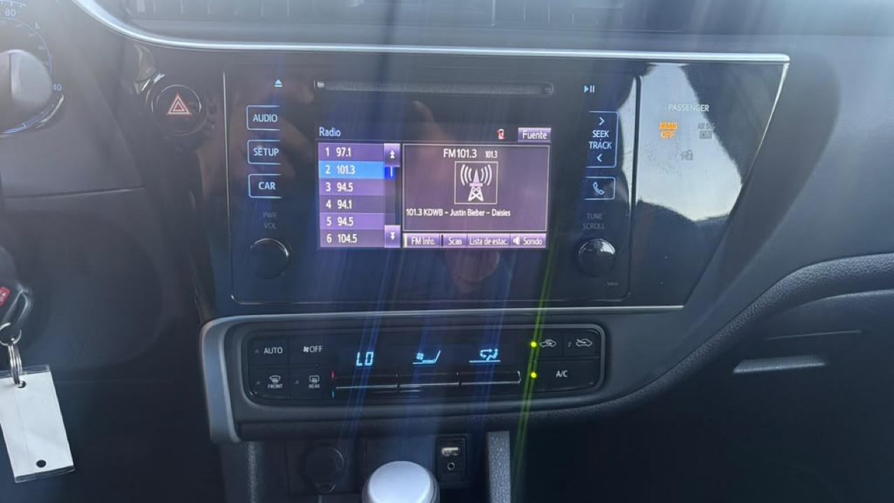 Toyota Corolla LE CVT 2017