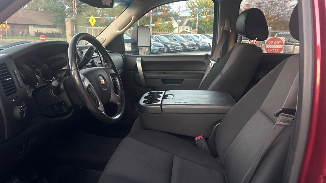 Chevrolet Silverado 2500HD LT Crew Cab 4WD 2013