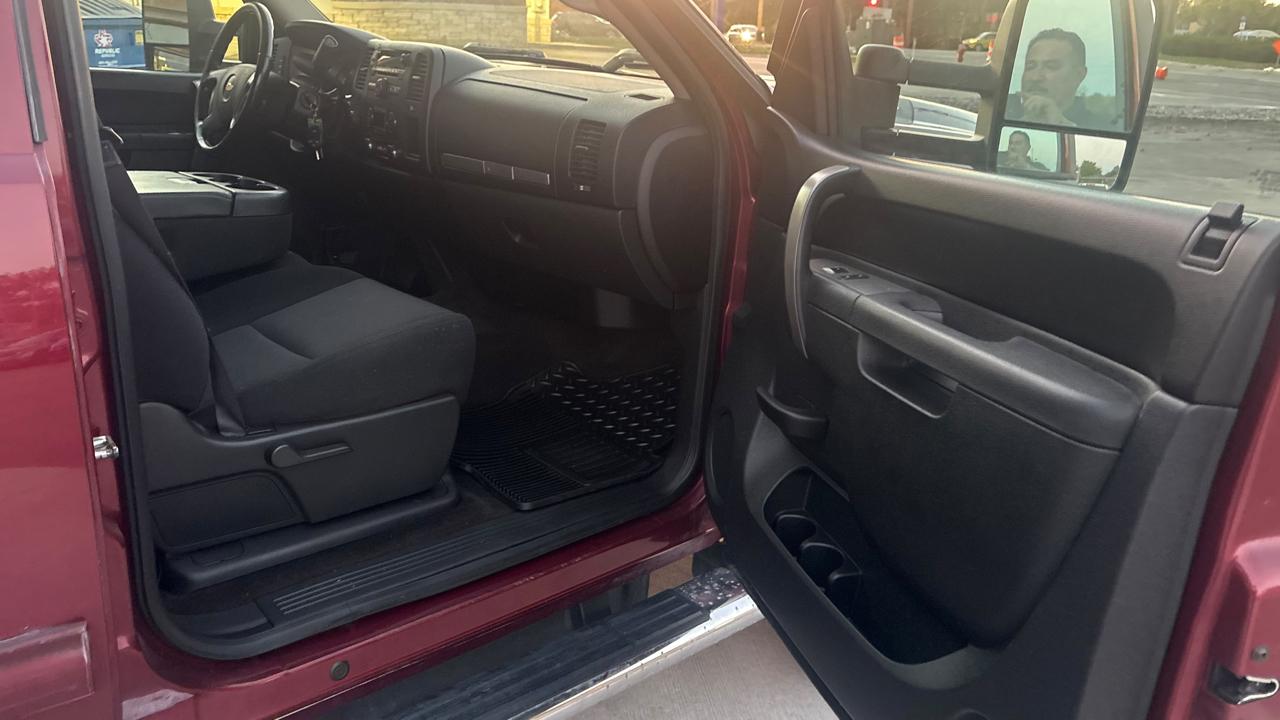 Chevrolet Silverado 2500HD LT Crew Cab 4WD 2013