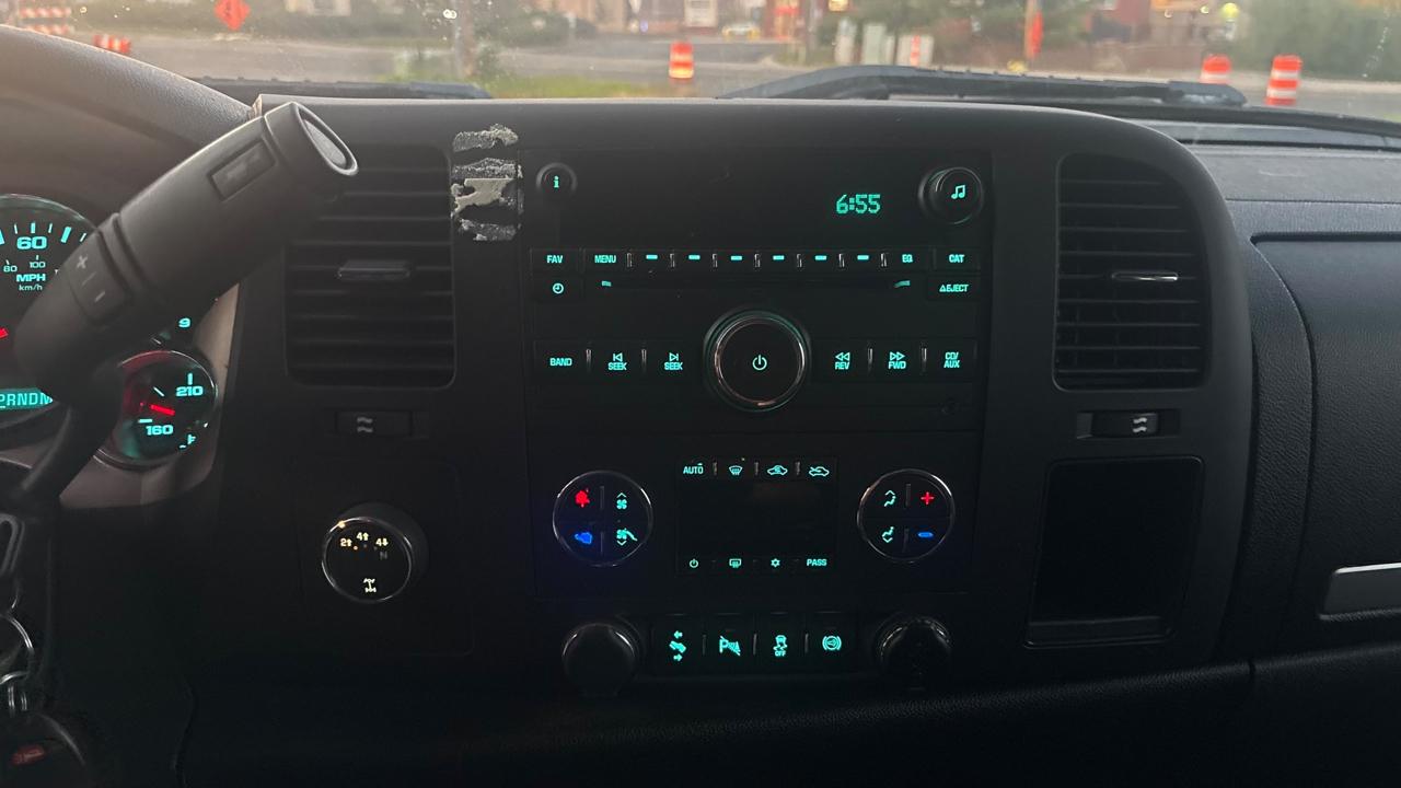 Chevrolet Silverado 2500HD LT Crew Cab 4WD 2013