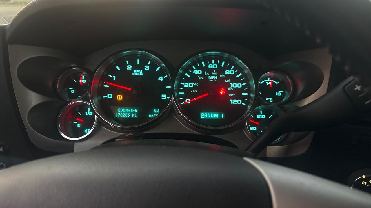 Chevrolet Silverado 2500HD LT Crew Cab 4WD 2013