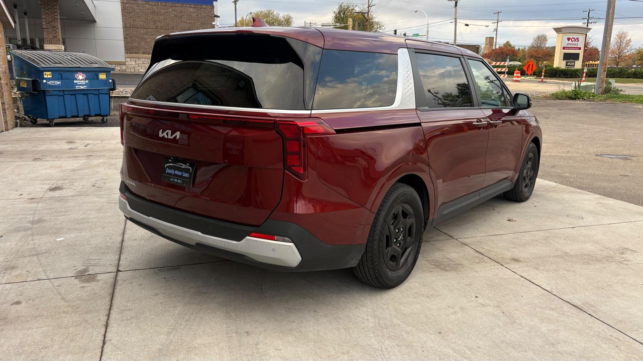 Kia Carnival LXS 2025
