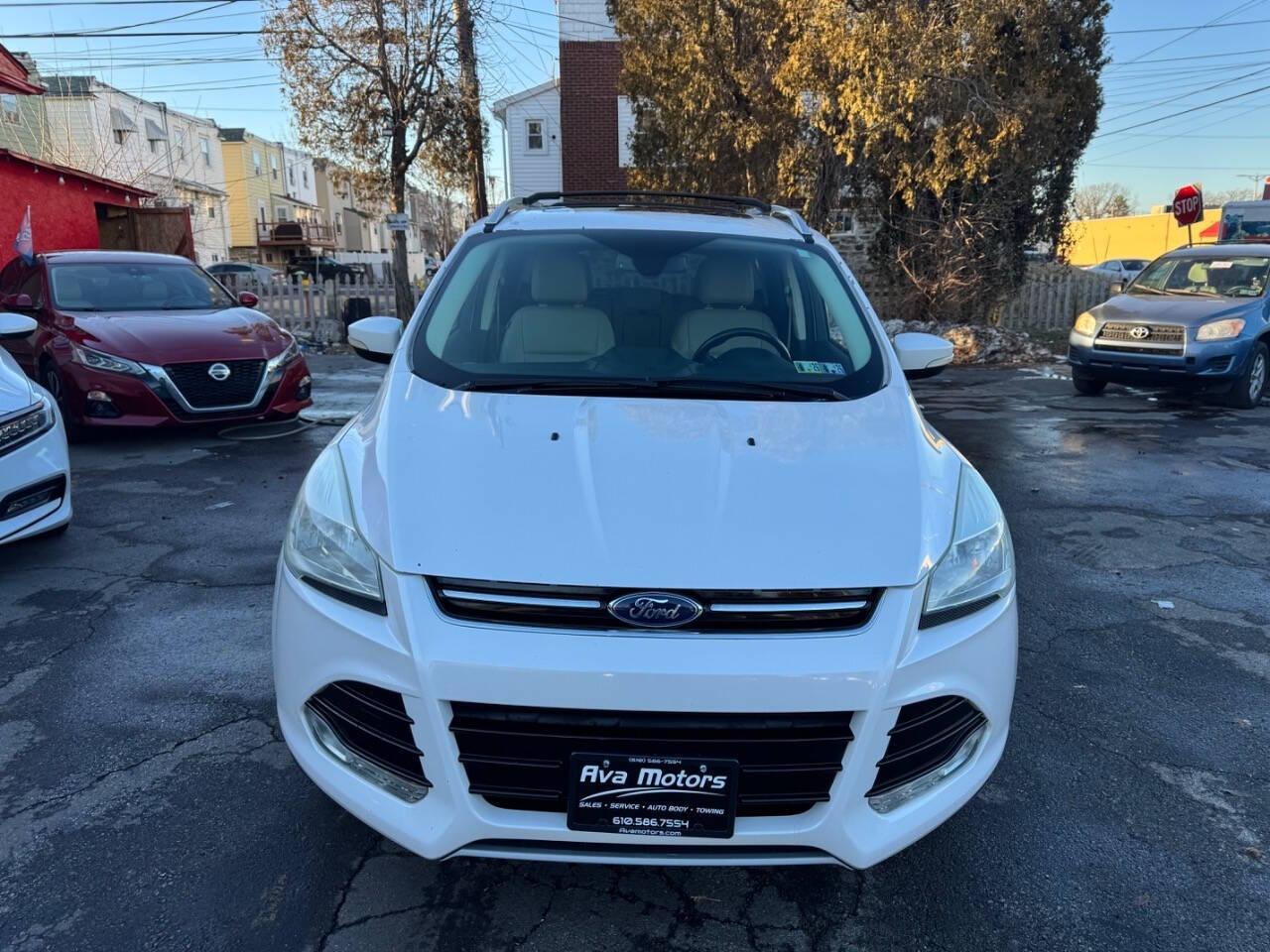 Ford Escape Titanium 4WD 2015