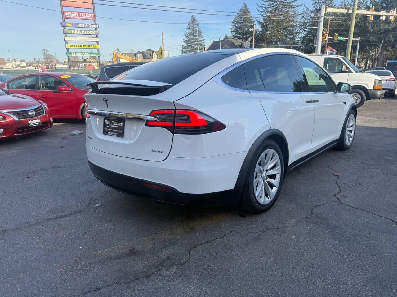 Tesla Model X 90D 2017