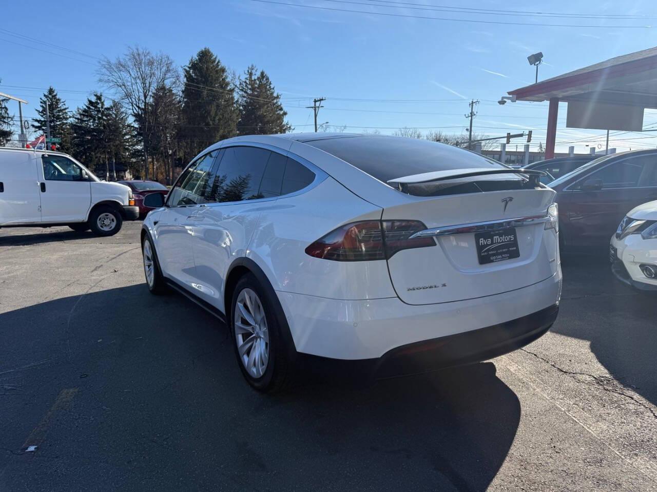 Tesla Model X 90D 2017