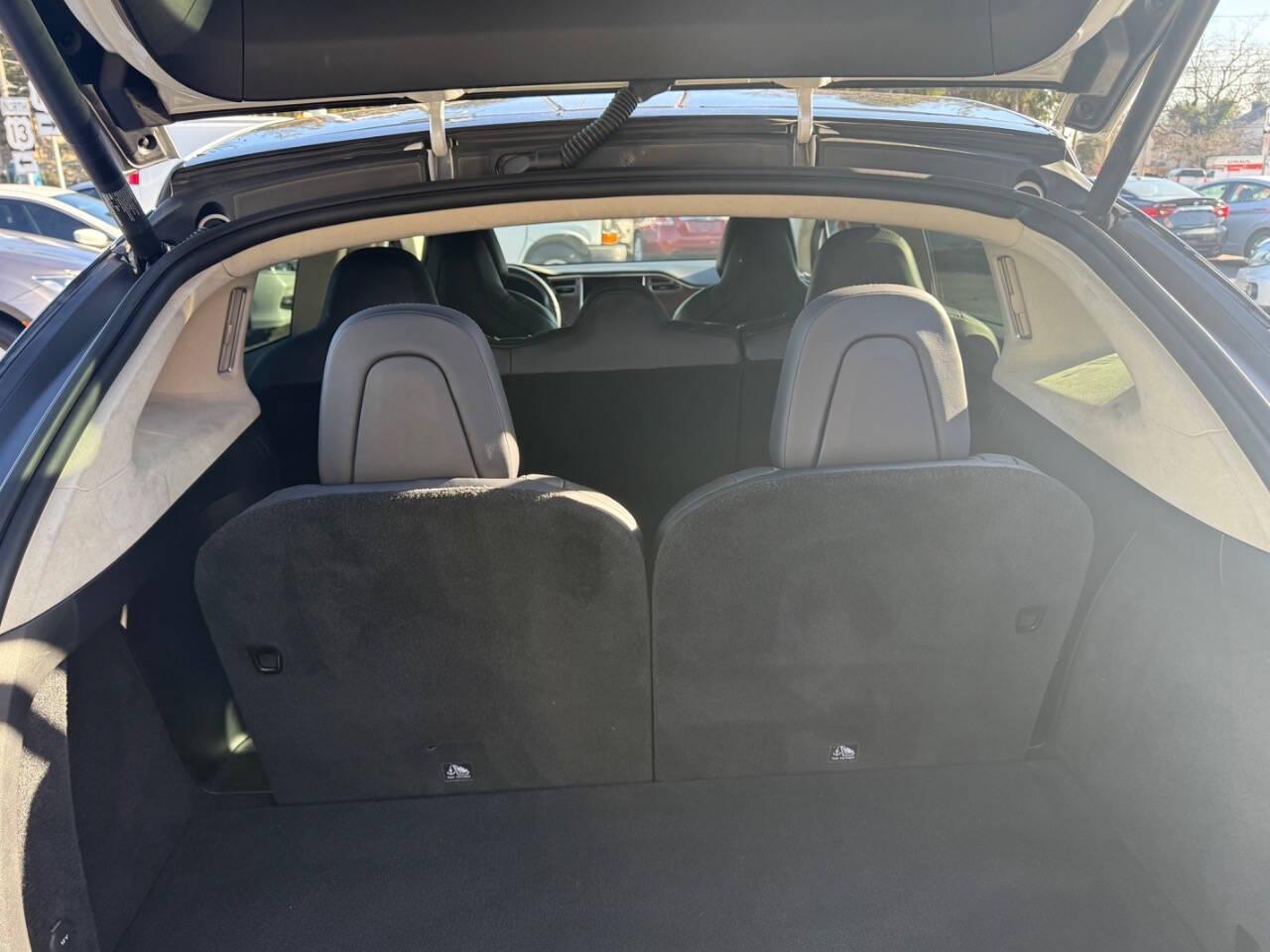 Tesla Model X 90D 2017