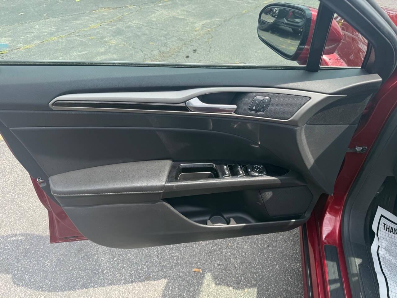 Ford Fusion SE AWD 2015